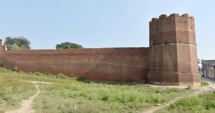 Buria Fort, India